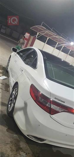 هيونداي أزيرا